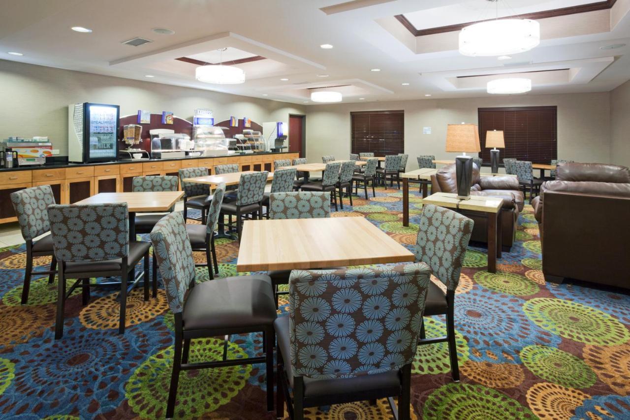 Holiday Inn Express And Suites Rochester West-Medical Center, An Ihg Hotel Extérieur photo